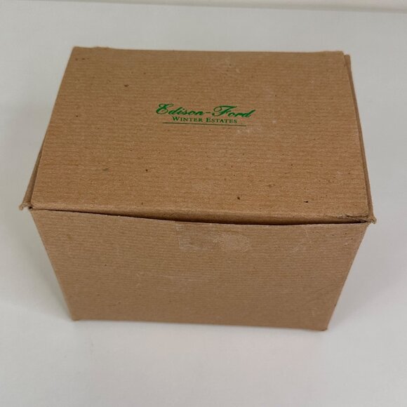 Tabby In Toyland Ornament By Ashton-Drake Galleries Sleigh Bells Cat & Santa - Picture 11 of 12